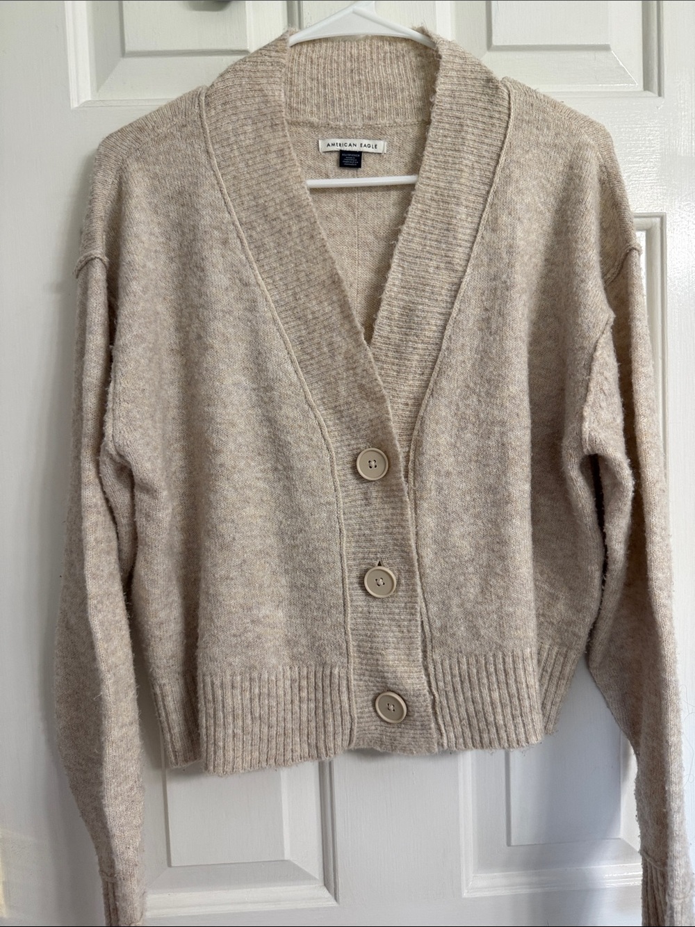 American Eagle Outfitters Beige Button-Up V‑Neck Women’s Cardigan